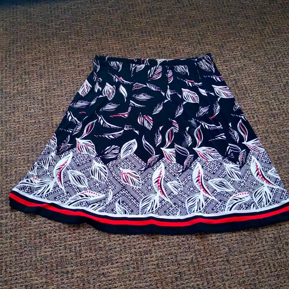 Beautiful skirt size 14-16